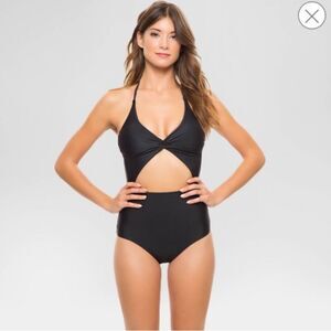 Vanilla/Beach Cutout One-piece Swimsuit in Black Size S